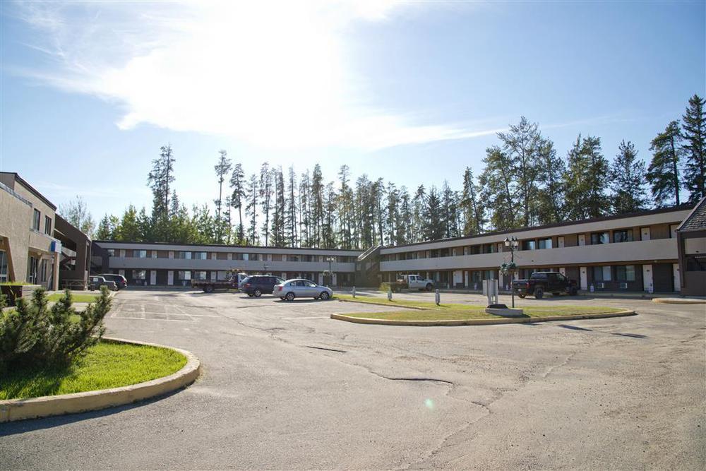 Canadas Best Value Inn Whitecourt Exterior foto